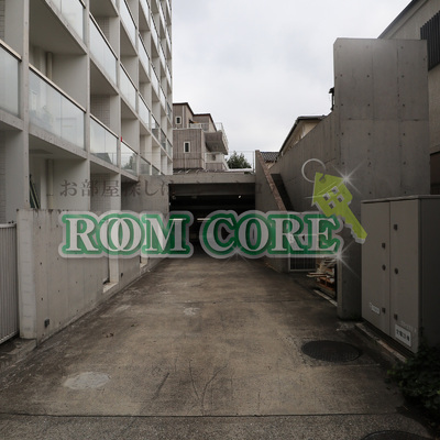 
						共用施設