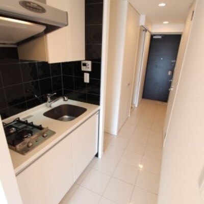 
						キッチン