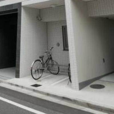 
						共用施設