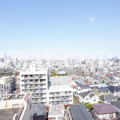 
						共用施設