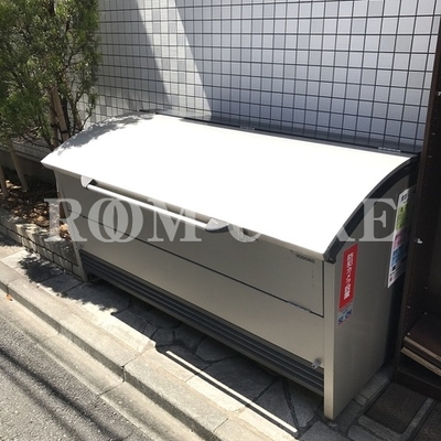 
						共用施設