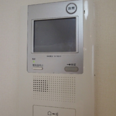
						モニター