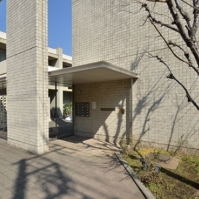 
						共用施設