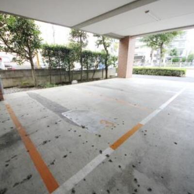 
						共用施設