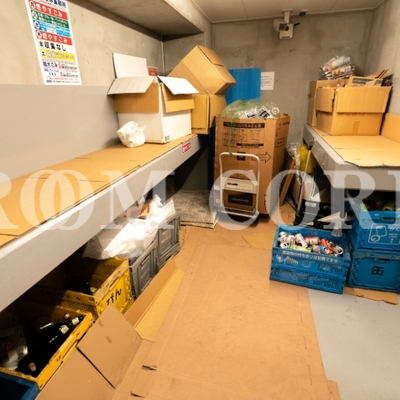 
						共用施設