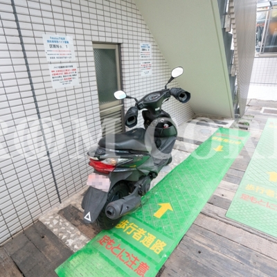 
						共用施設