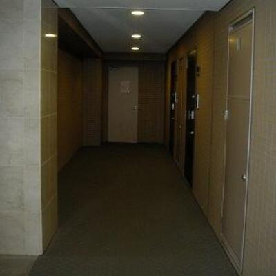 
						共用施設