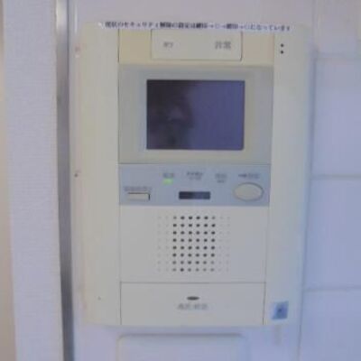 
						モニター