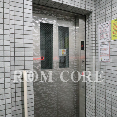 
						共用施設