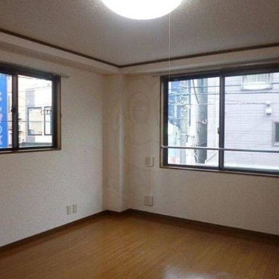 
						部屋