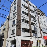 ラグジュアリーアパートメント御徒町