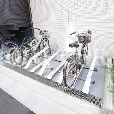 
						共用施設