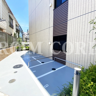 
						共用施設