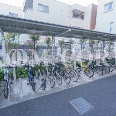
						共用施設
