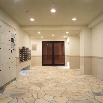 
						共用施設