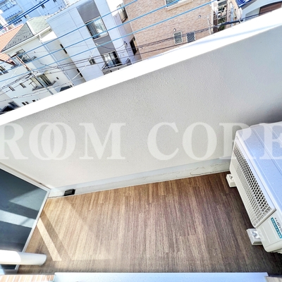 
						バルコニー