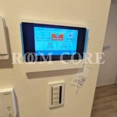 
						モニター付きインターホン
