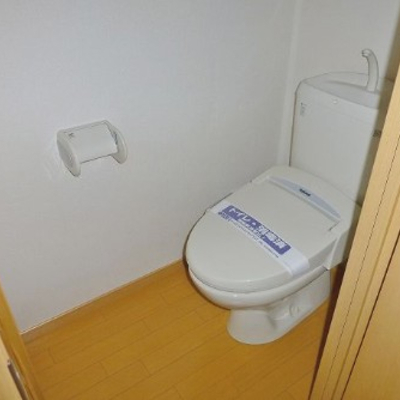 
						トイレ
