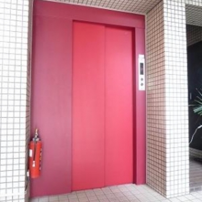 
						共用施設