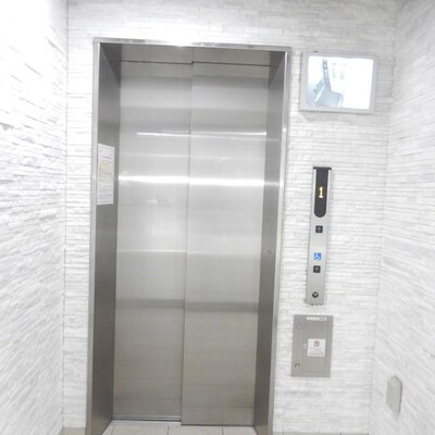 
						共用施設