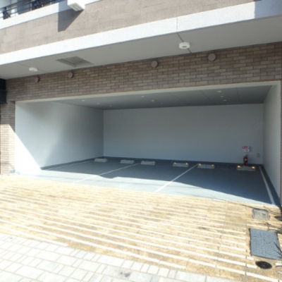 
						共用施設