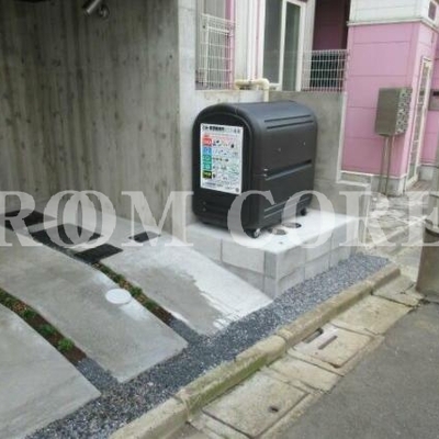 
						共用施設