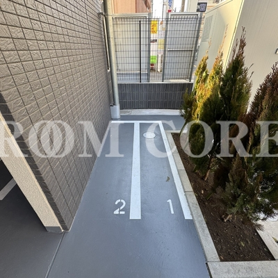 
						バイク置き場
