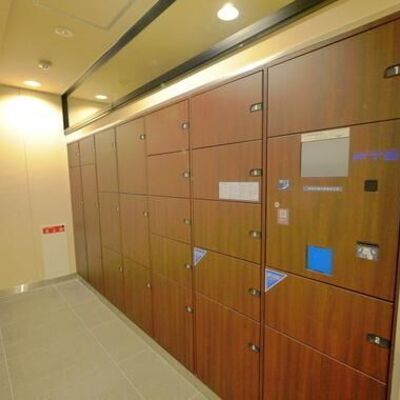 
						宅配BOX