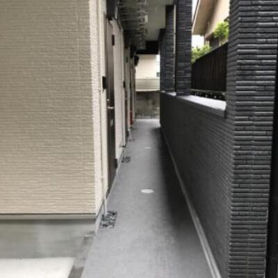 
						廊下