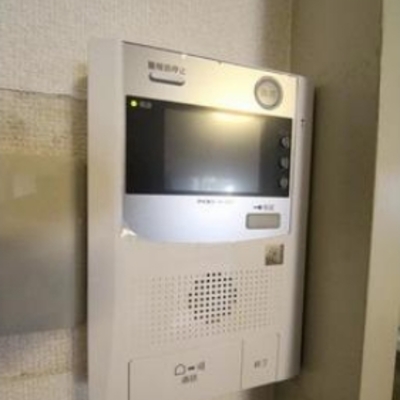
						インターホン