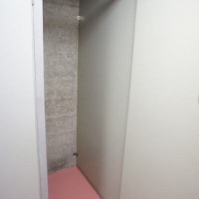 
						共用施設