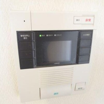 
						モニター