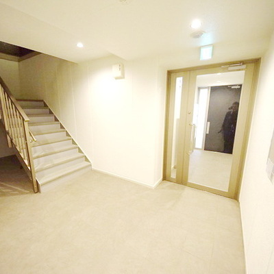
						共用施設