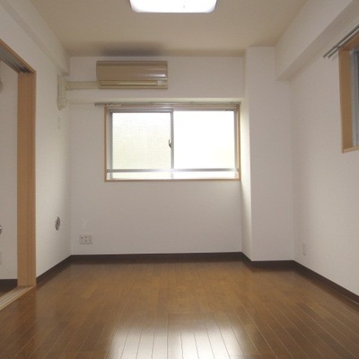 
						部屋