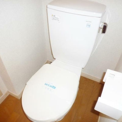 
						トイレ