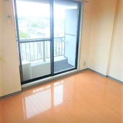 
						部屋