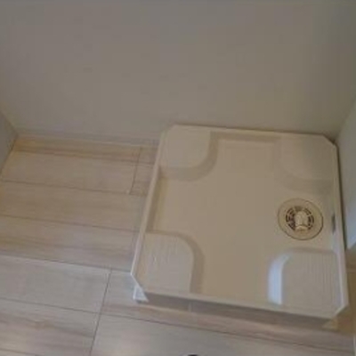 
						室内洗濯機置場