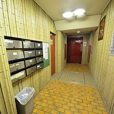 
						共用施設