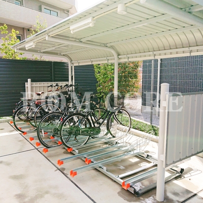 
						共用施設
