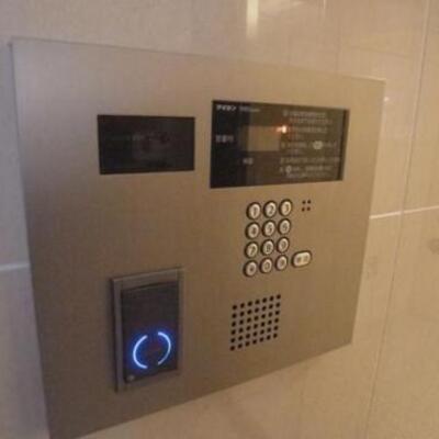 
						共用施設