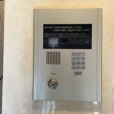 
						オートロック