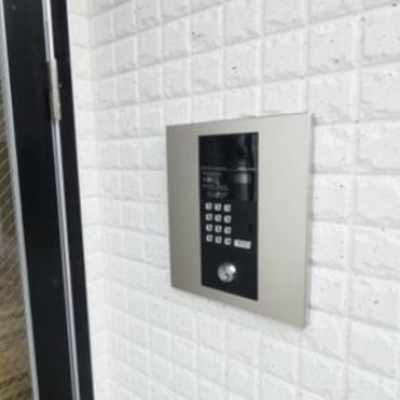 
						オートロック　共用施設