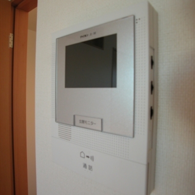 
						モニター