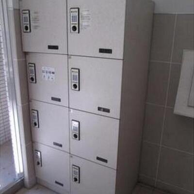 
						宅配BOX
