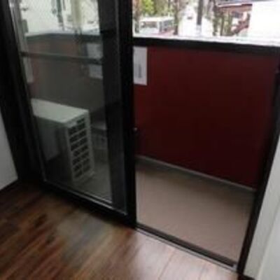
						部屋