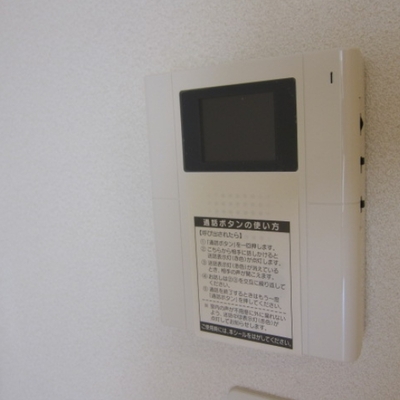 
						インターホン