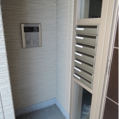 
						共用施設