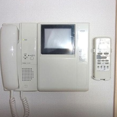 
						モニター