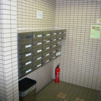 
						共用施設