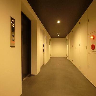 
						共用施設